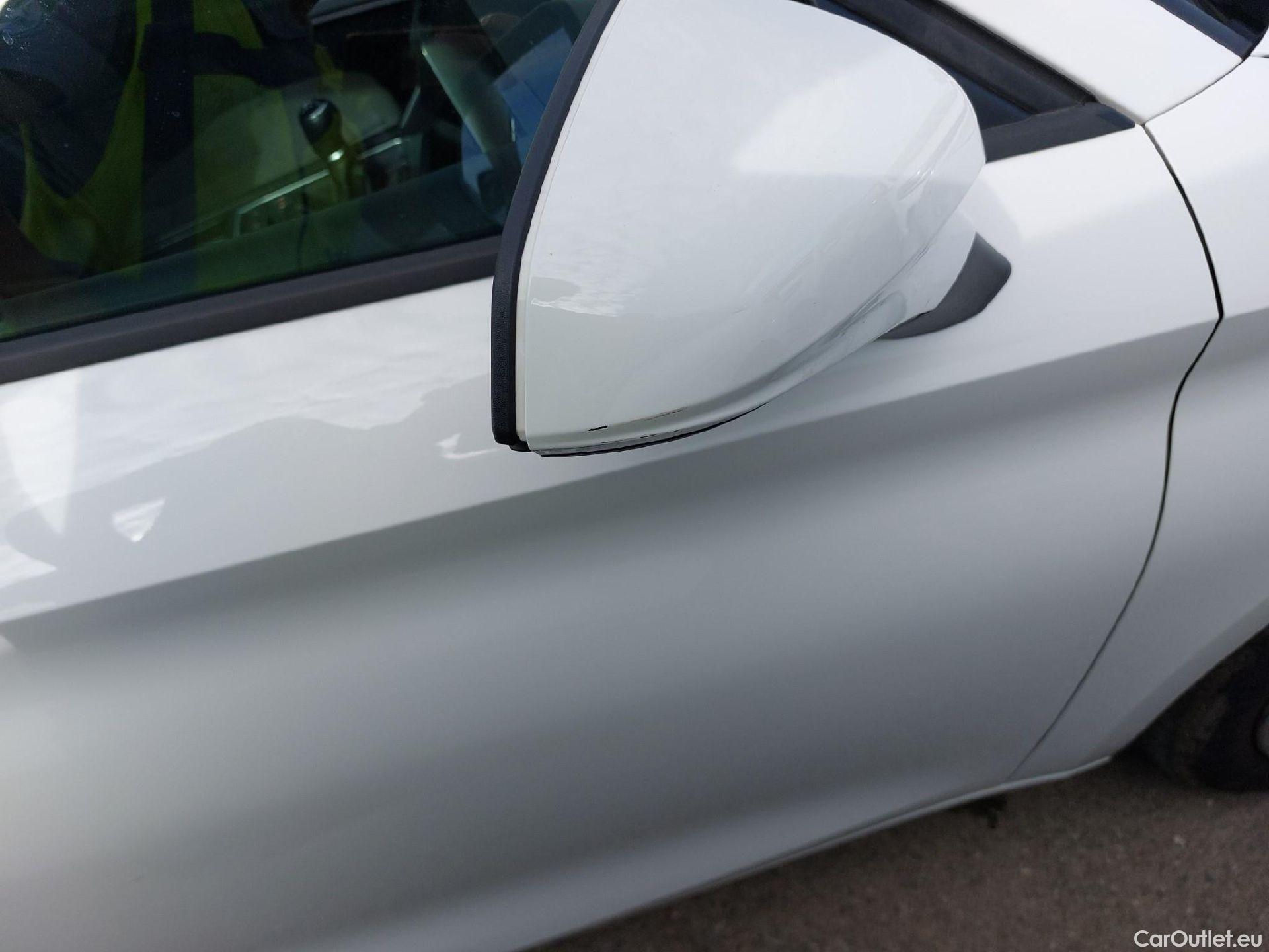  Land Rover  Discovery SEAT Nuevo León / 2020 / 5P / berlina con portón 2.0 TDI 85kW S&S Style Go (AC3) #27