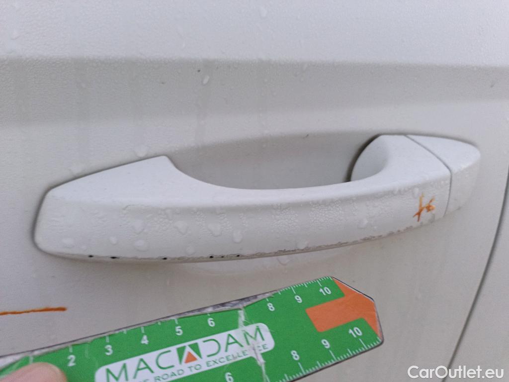  Seat  Arona SEAT  / 2017 / 5P / todoterreno 1.0 TSI 81kW (110CV) Style Plus (AC) #14