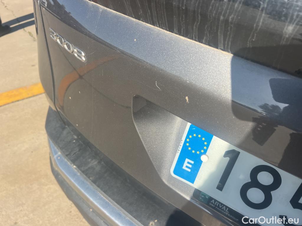  Peugeot  3008  Allure Pack 1.5 HDi 130CV AT8 E6d #1