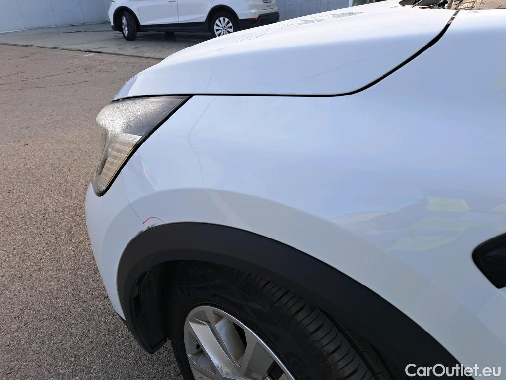  Renault  Captur RENAULT  / 2019 / 5P / todoterreno Intens TCe 90 (AC) #26