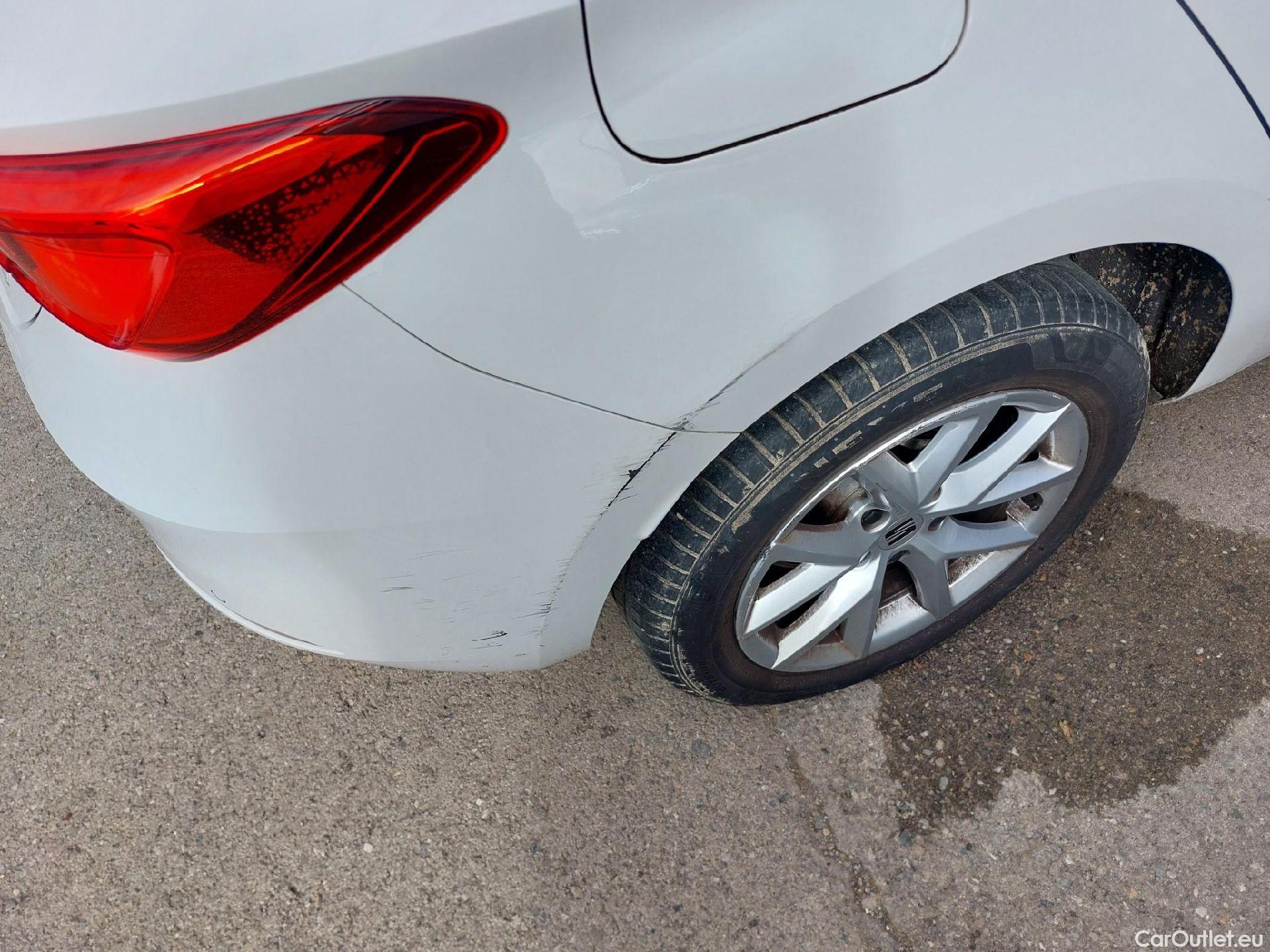  Land Rover  Discovery SEAT Nuevo León / 2020 / 5P / berlina con portón 2.0 TDI 85kW S&S Style Go (AC3) #23