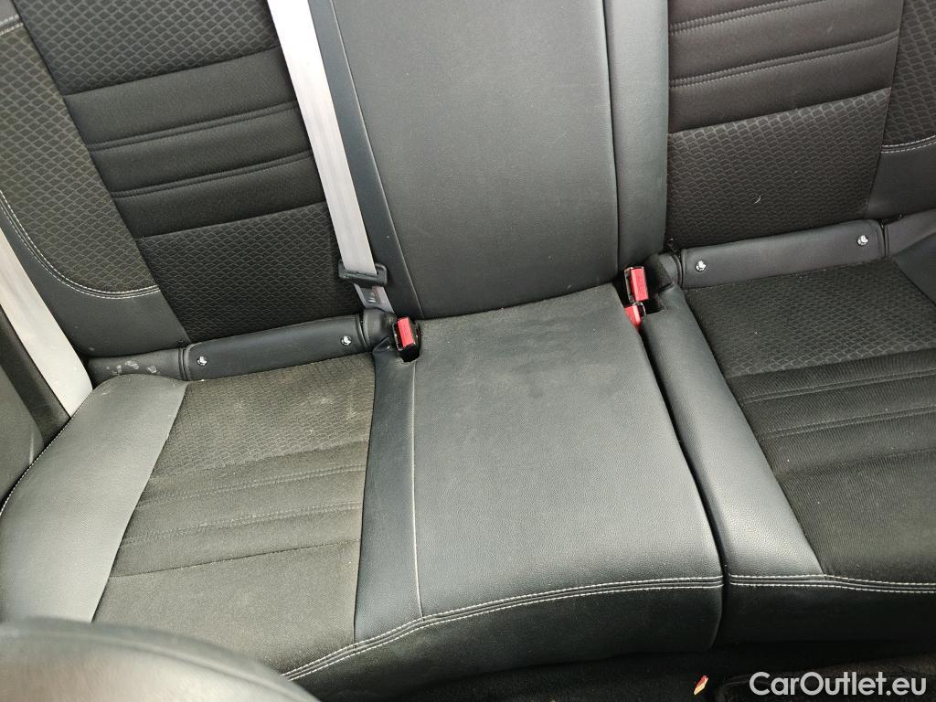  Renault  Megane RENAULT MÉGANE 5p 3G berlina con portón Bose Energy dCi 130 S&S Euro 6 #43