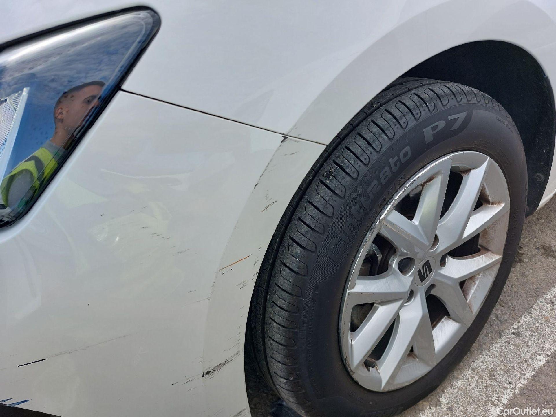  Land Rover  Discovery SEAT Nuevo León / 2020 / 5P / berlina con portón 2.0 TDI 85kW S&S Style Go (AC3) #7