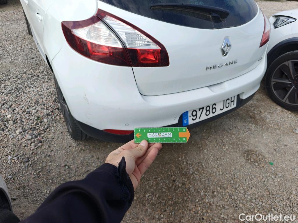  Renault  Megane RENAULT MÉGANE 5p 3G berlina con portón Bose Energy dCi 130 S&S Euro 6 #31