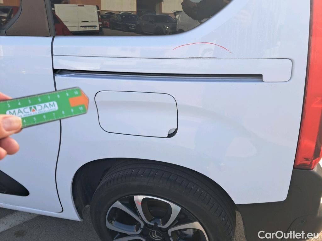  Citroen  Berlingo CITROEN  / 2018 / 5P / combi Talla M BlueHDi 100 S&S FEEL PACK (IND) #3