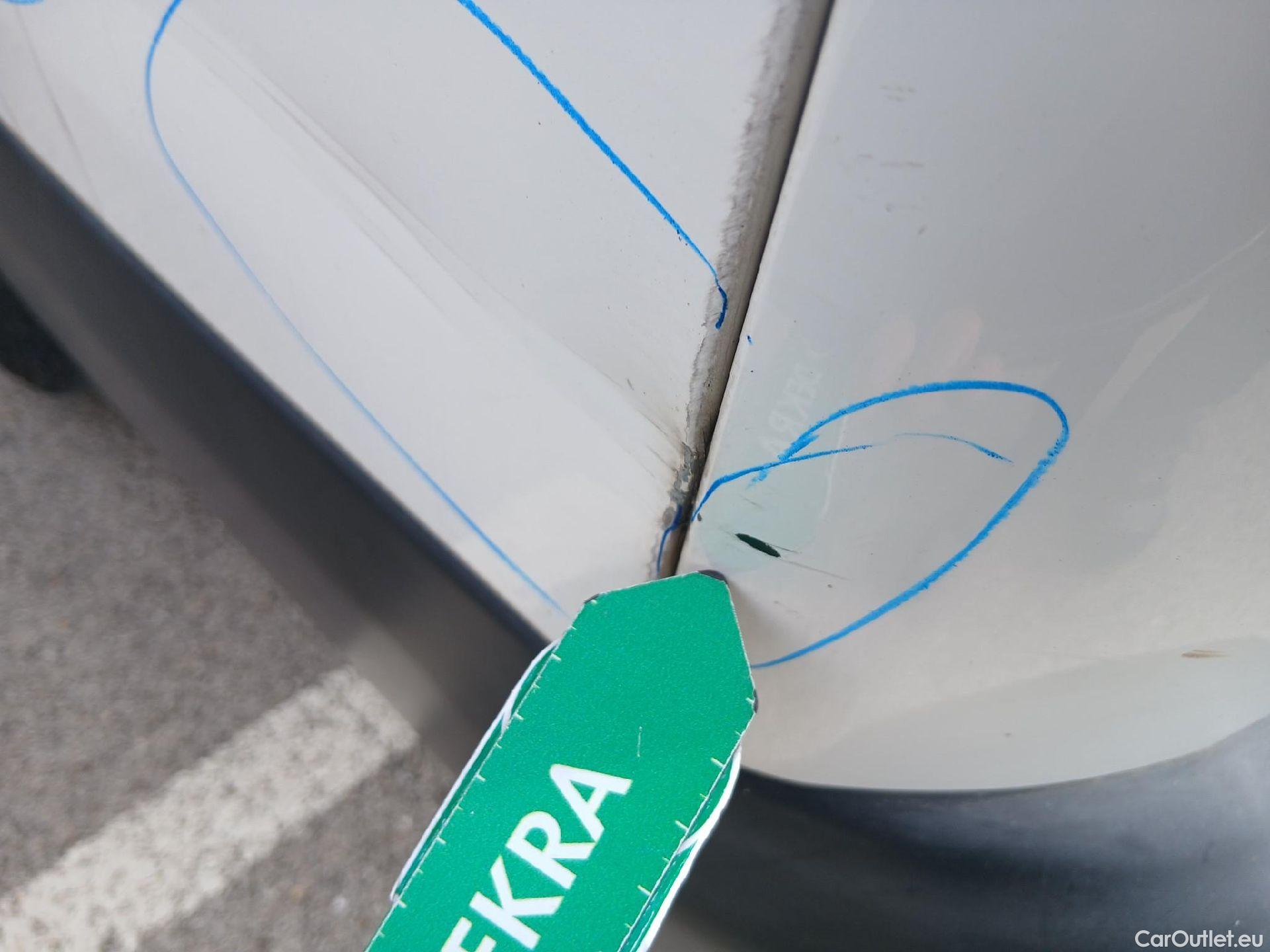  Citroen  Jumpy CITROEN  / 2016 / 4P / combi Combi Talla XL BlueHDi 120 S&S Confort #28