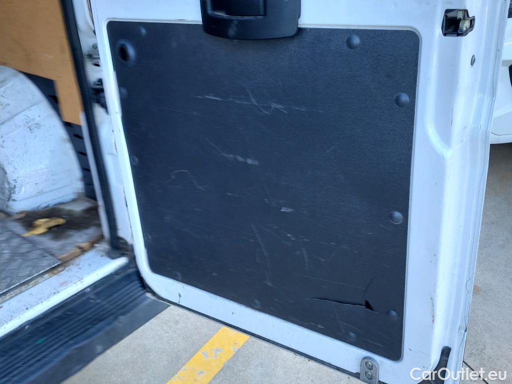  Fiat  Ducato FIAT  / 2014 / 4P / furgón 35 2.3 Multijet Furgón Largo Alto 96kW #1