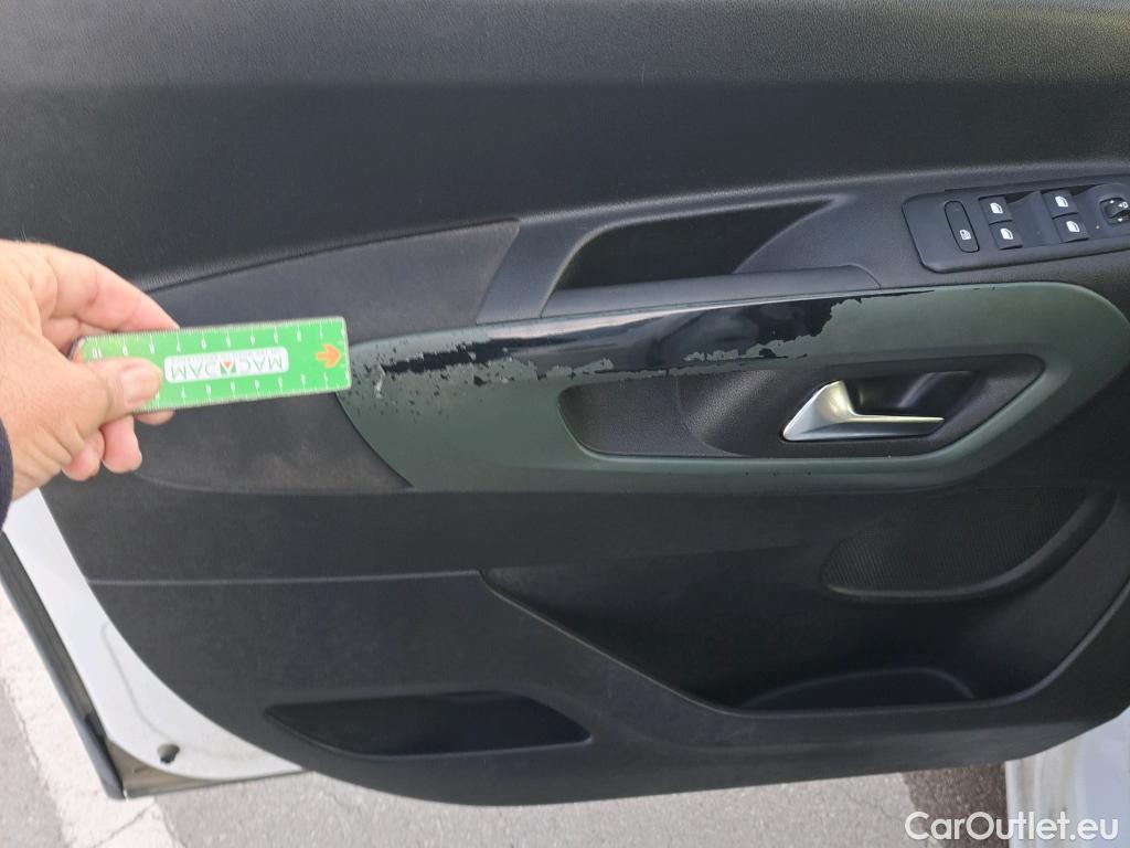  Citroen  Berlingo CITROEN  / 2018 / 5P / combi Talla M BlueHDi 100 S&S FEEL PACK (IND) #57