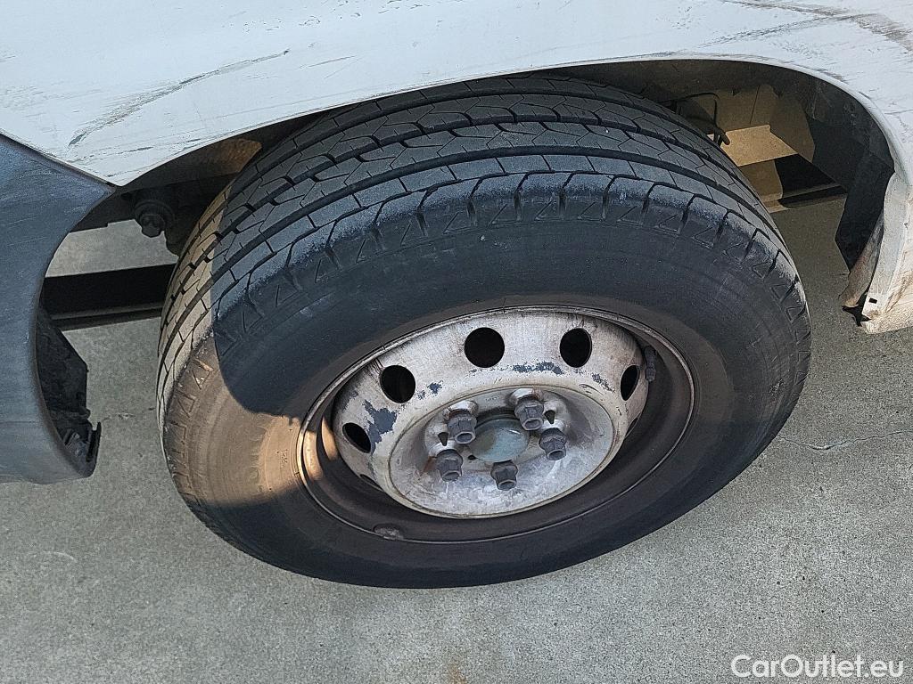  Fiat  Ducato FIAT  / 2014 / 4P / furgón 35 2.3 Multijet Furgón Largo Alto 96kW #73