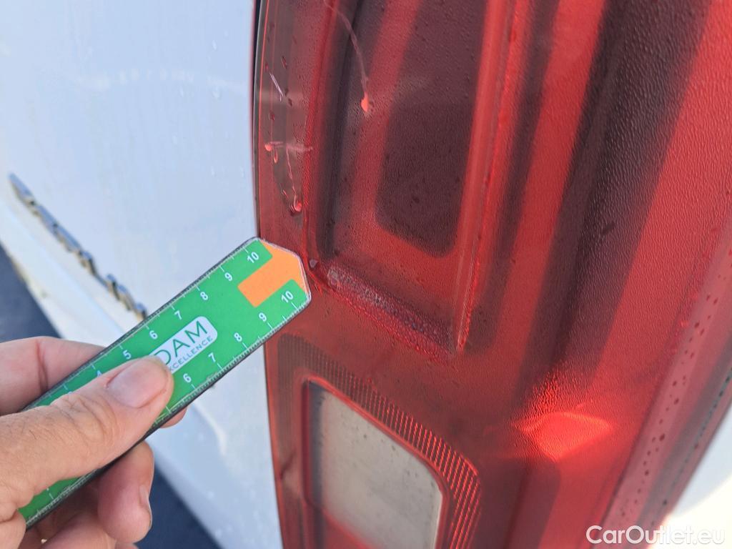  Citroen  Berlingo CITROEN  / 2018 / 5P / combi Talla M BlueHDi 100 S&S FEEL PACK (IND) #9