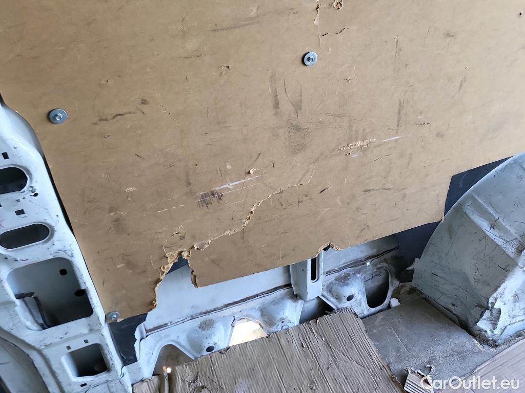  Fiat  Ducato FIAT  / 2014 / 4P / furgón 35 2.3 Multijet Furgón Largo Alto 96kW #13