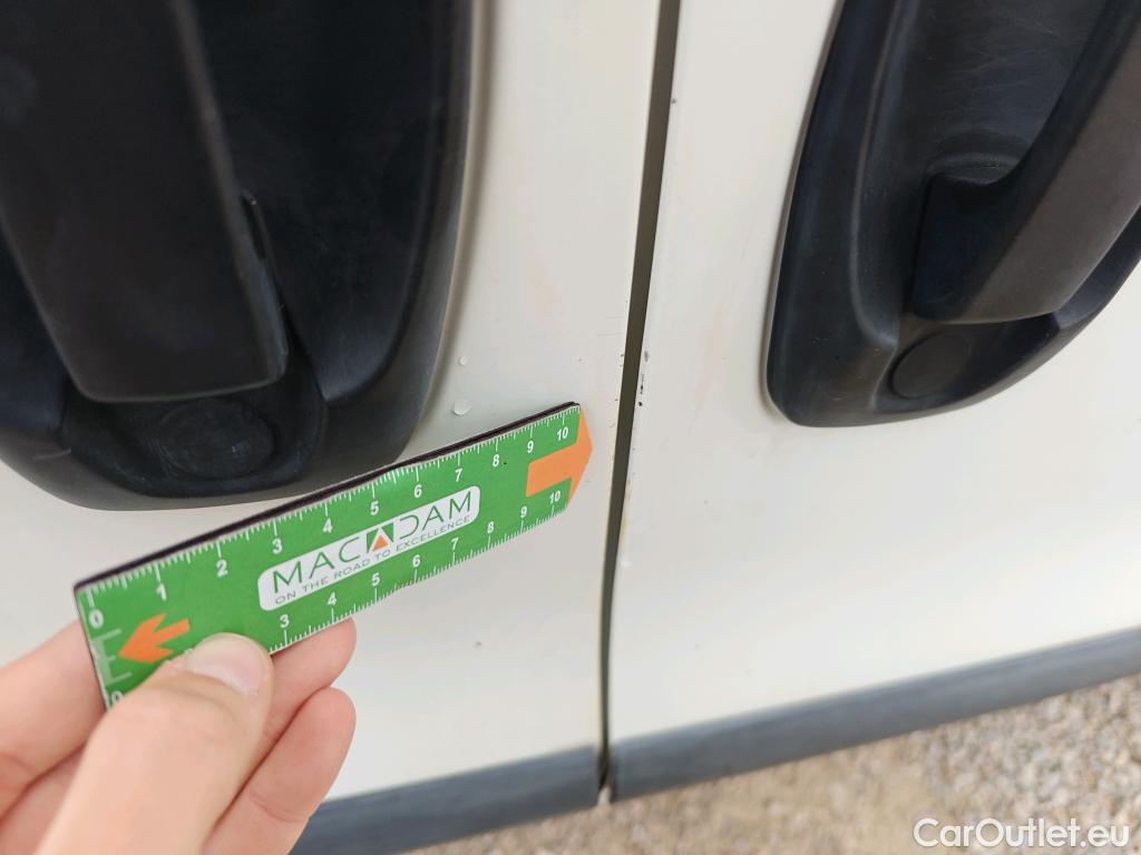  Fiat  Doblo FIAT Doblò Cargo/2015/4P/furgón derivado de turismo Cargo Maxi SX 1.6 Mjet 78kW (105CV) #31