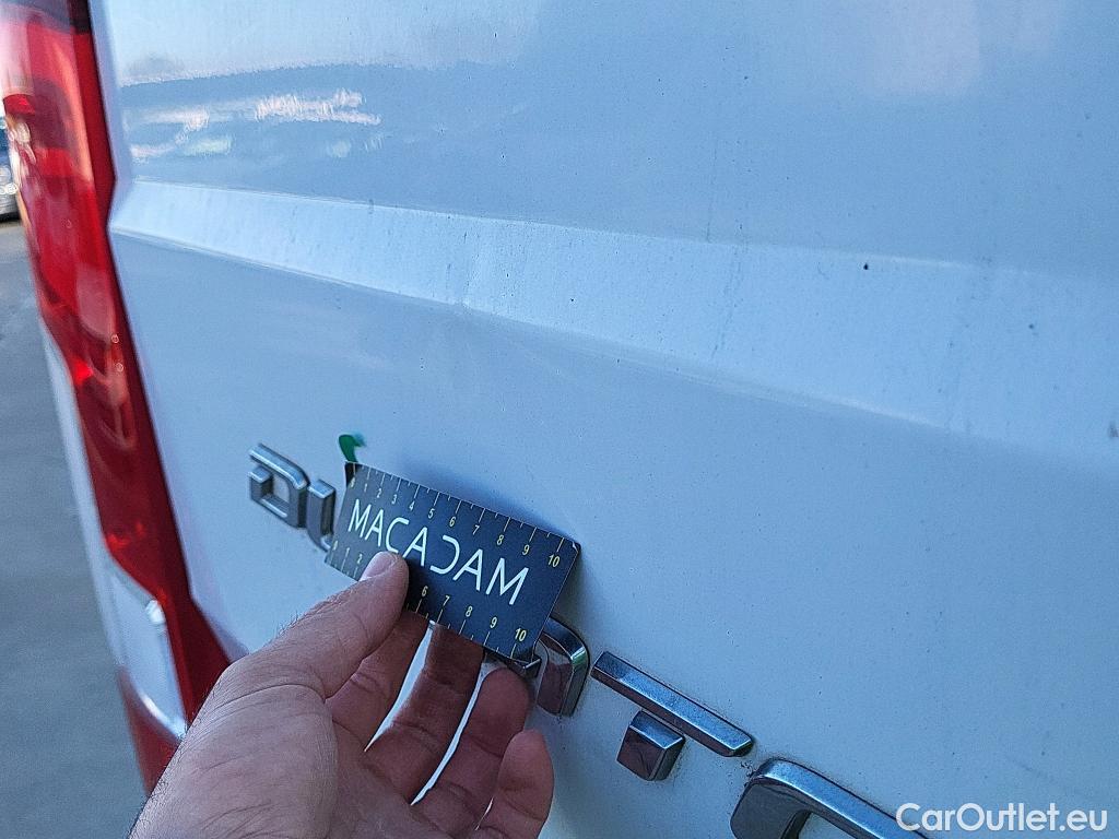  Fiat  Ducato FIAT  / 2014 / 4P / furgón 35 2.3 Multijet Furgón Largo Alto 96kW #26