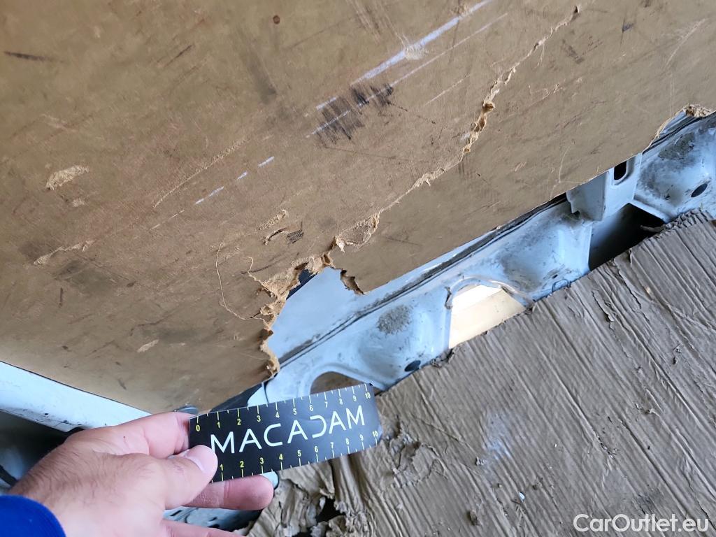  Fiat  Ducato FIAT  / 2014 / 4P / furgón 35 2.3 Multijet Furgón Largo Alto 96kW #14