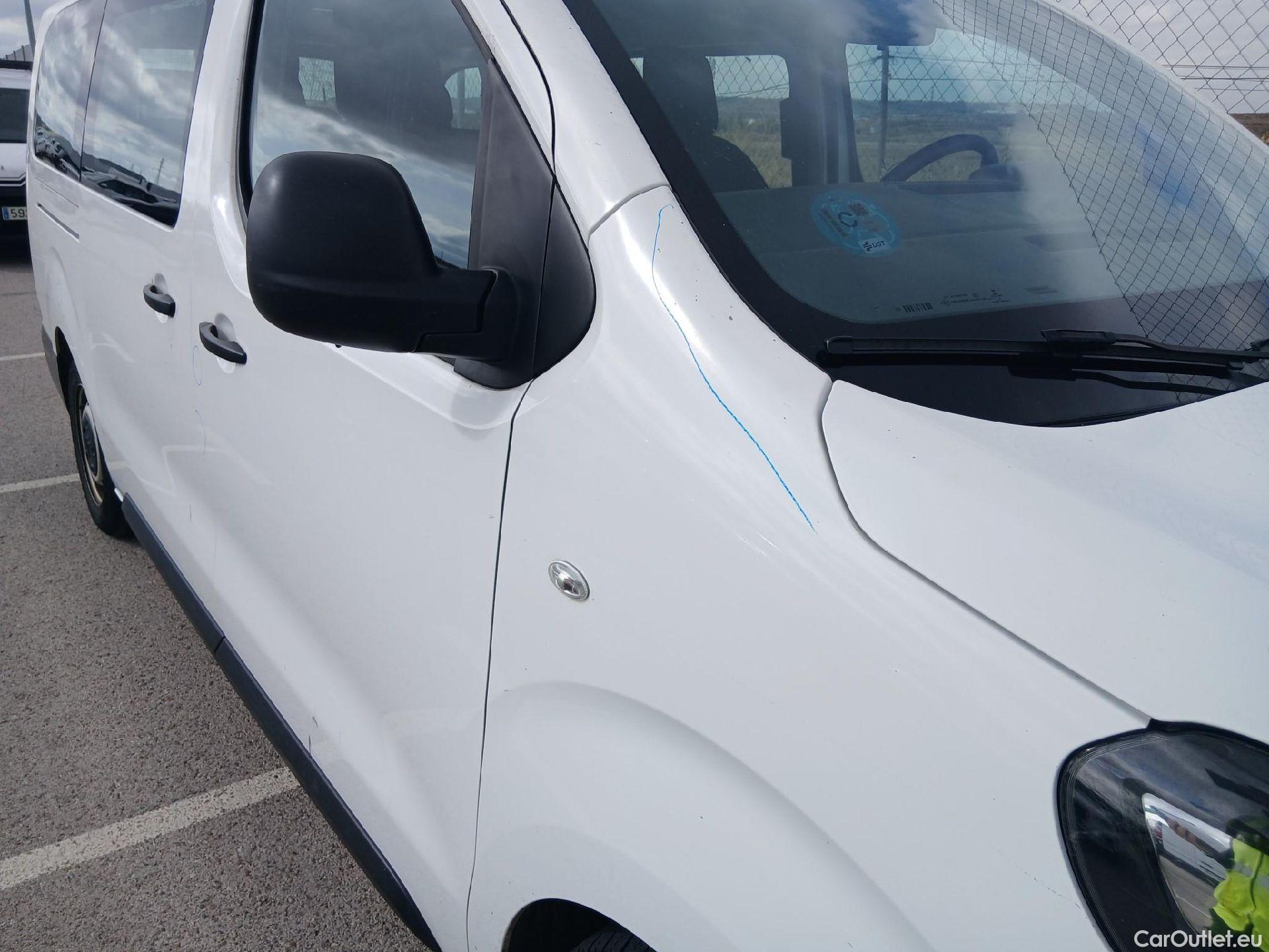  Citroen  Jumpy CITROEN  / 2016 / 4P / combi Combi Talla XL BlueHDi 120 S&S Confort #48