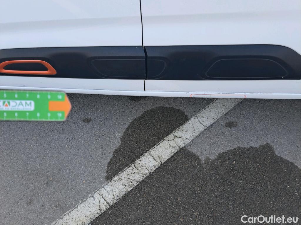  Citroen  Berlingo CITROEN  / 2018 / 5P / combi Talla M BlueHDi 100 S&S FEEL PACK (IND) #31