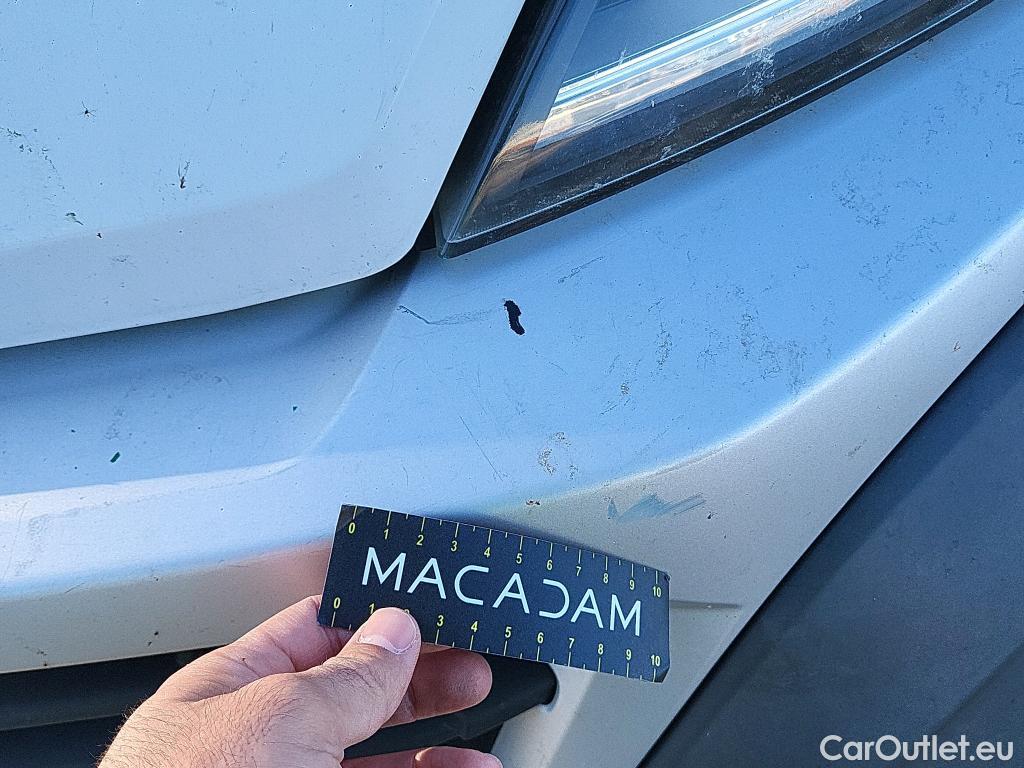  Fiat  Ducato FIAT  / 2014 / 4P / furgón 35 2.3 Multijet Furgón Largo Alto 96kW #84