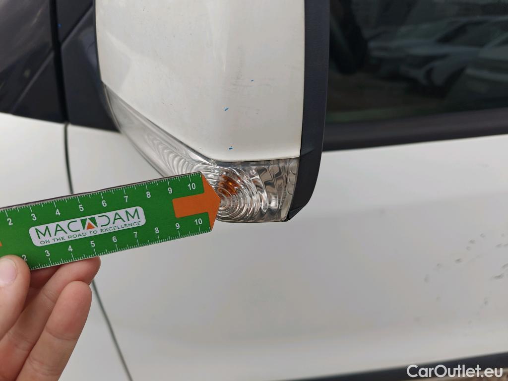  Fiat  Doblo FIAT Doblò Cargo/2015/4P/furgón derivado de turismo Cargo Maxi SX 1.6 Mjet 78kW (105CV) #26