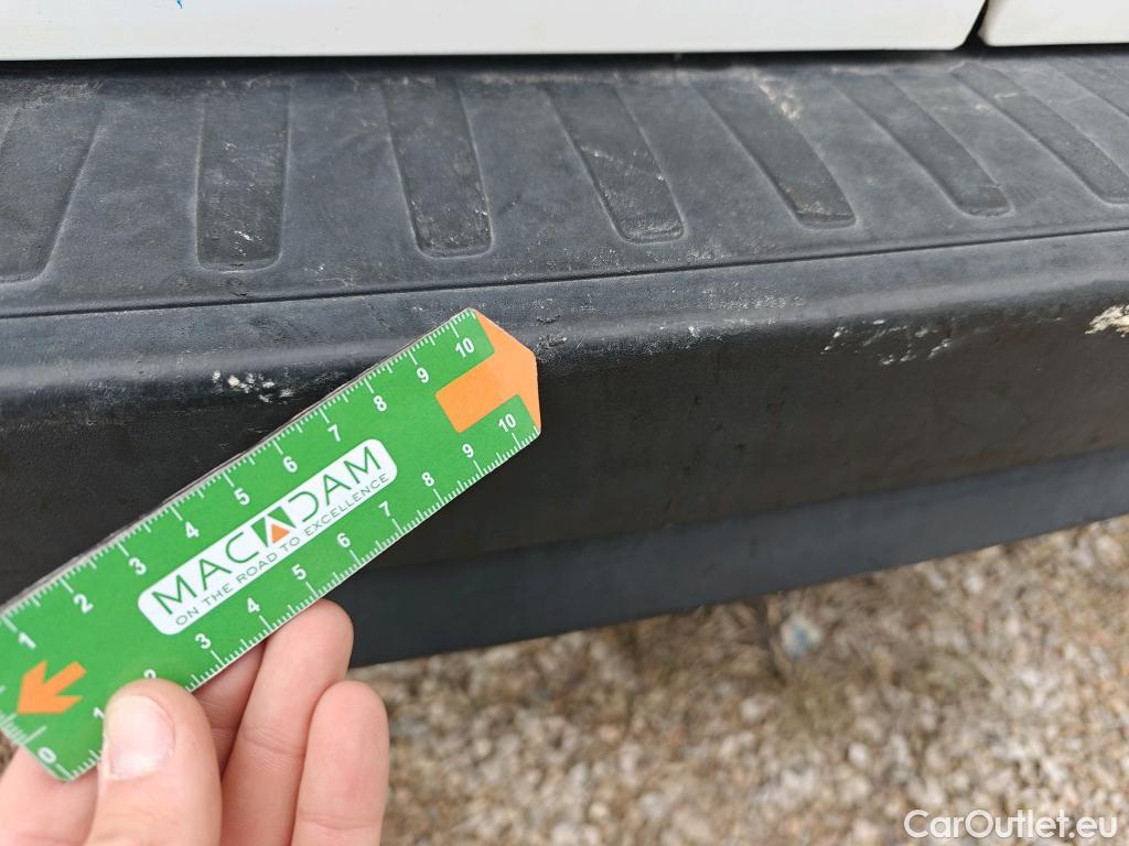  Fiat  Doblo FIAT Doblò Cargo/2015/4P/furgón derivado de turismo Cargo Maxi SX 1.6 Mjet 78kW (105CV) #39