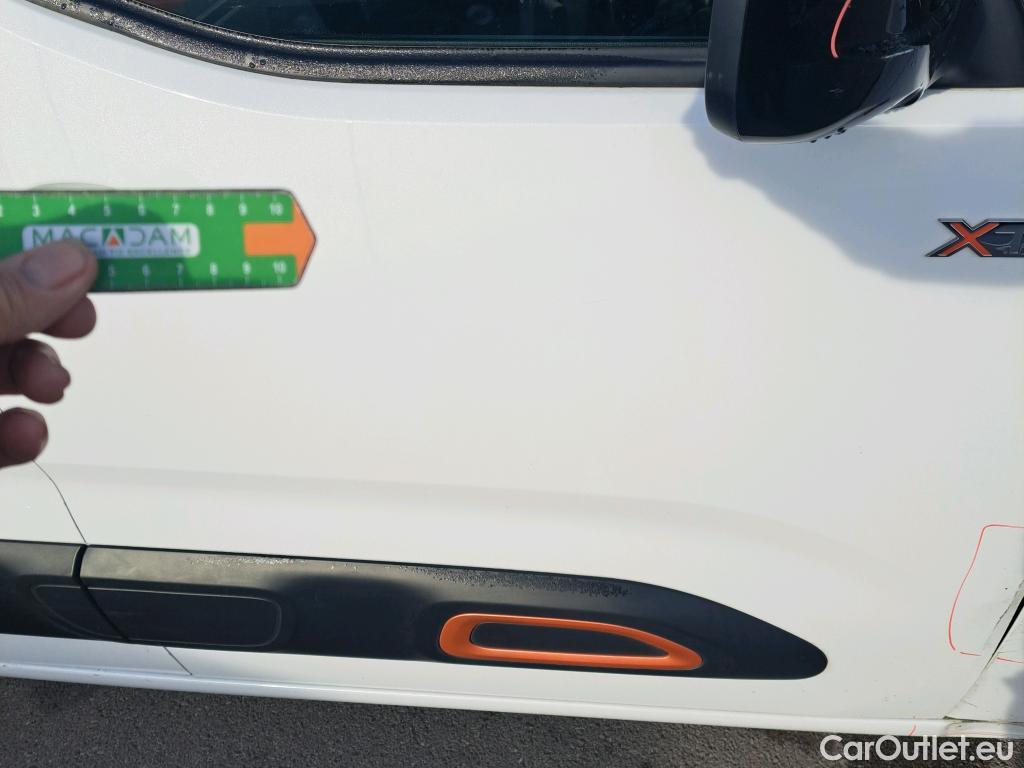  Citroen  Berlingo CITROEN  / 2018 / 5P / combi Talla M BlueHDi 100 S&S FEEL PACK (IND) #10