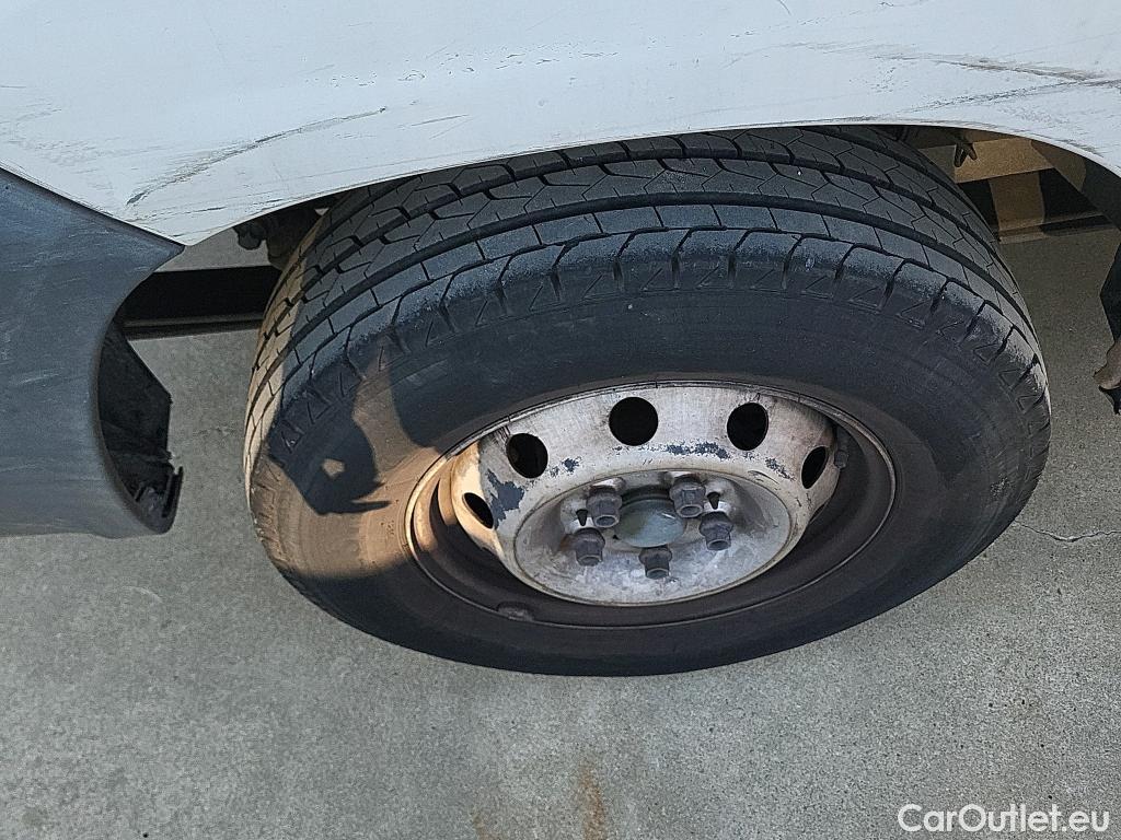  Fiat  Ducato FIAT  / 2014 / 4P / furgón 35 2.3 Multijet Furgón Largo Alto 96kW #77