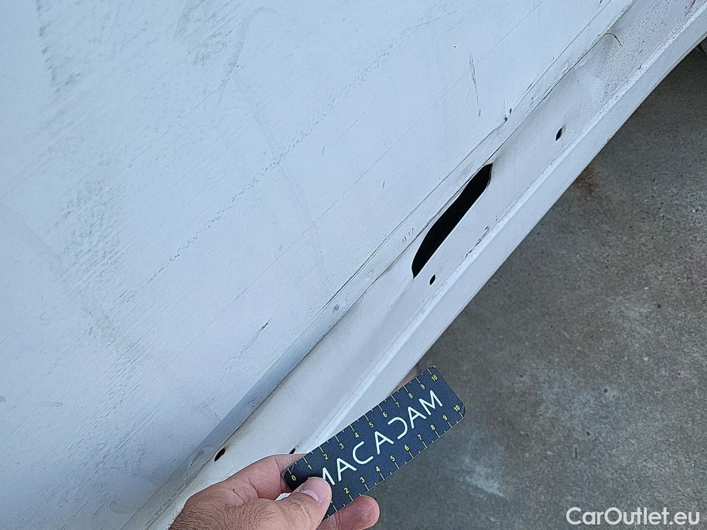  Fiat  Ducato FIAT  / 2014 / 4P / furgón 35 2.3 Multijet Furgón Largo Alto 96kW #62