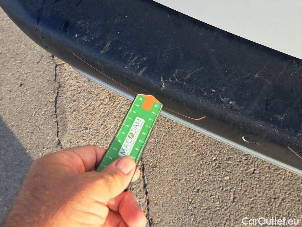  Citroen  Berlingo CITROEN  / 2018 / 5P / combi Talla M BlueHDi 100 S&S FEEL PACK (IND) #36