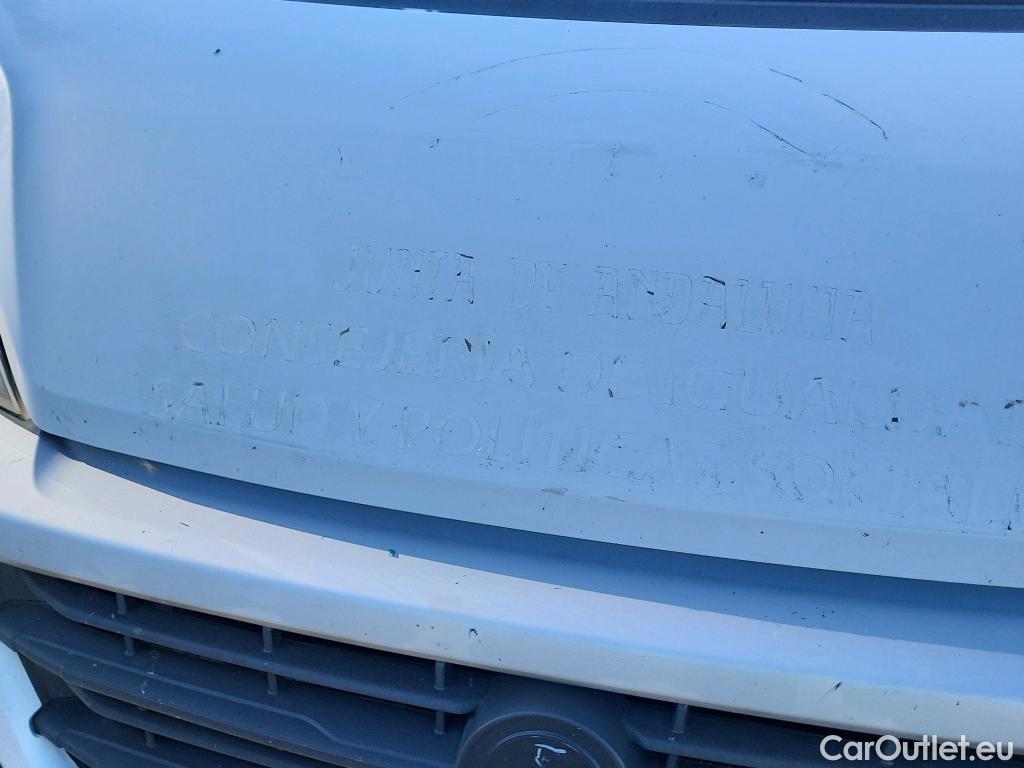  Fiat  Ducato FIAT  / 2014 / 4P / furgón 35 2.3 Multijet Furgón Largo Alto 96kW #43