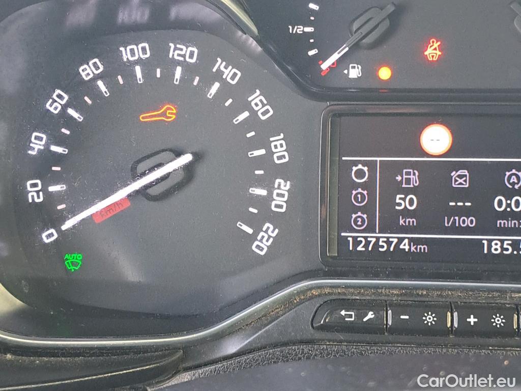  Citroen  Berlingo CITROEN  / 2018 / 5P / combi Talla M BlueHDi 100 S&S FEEL PACK (IND) #64