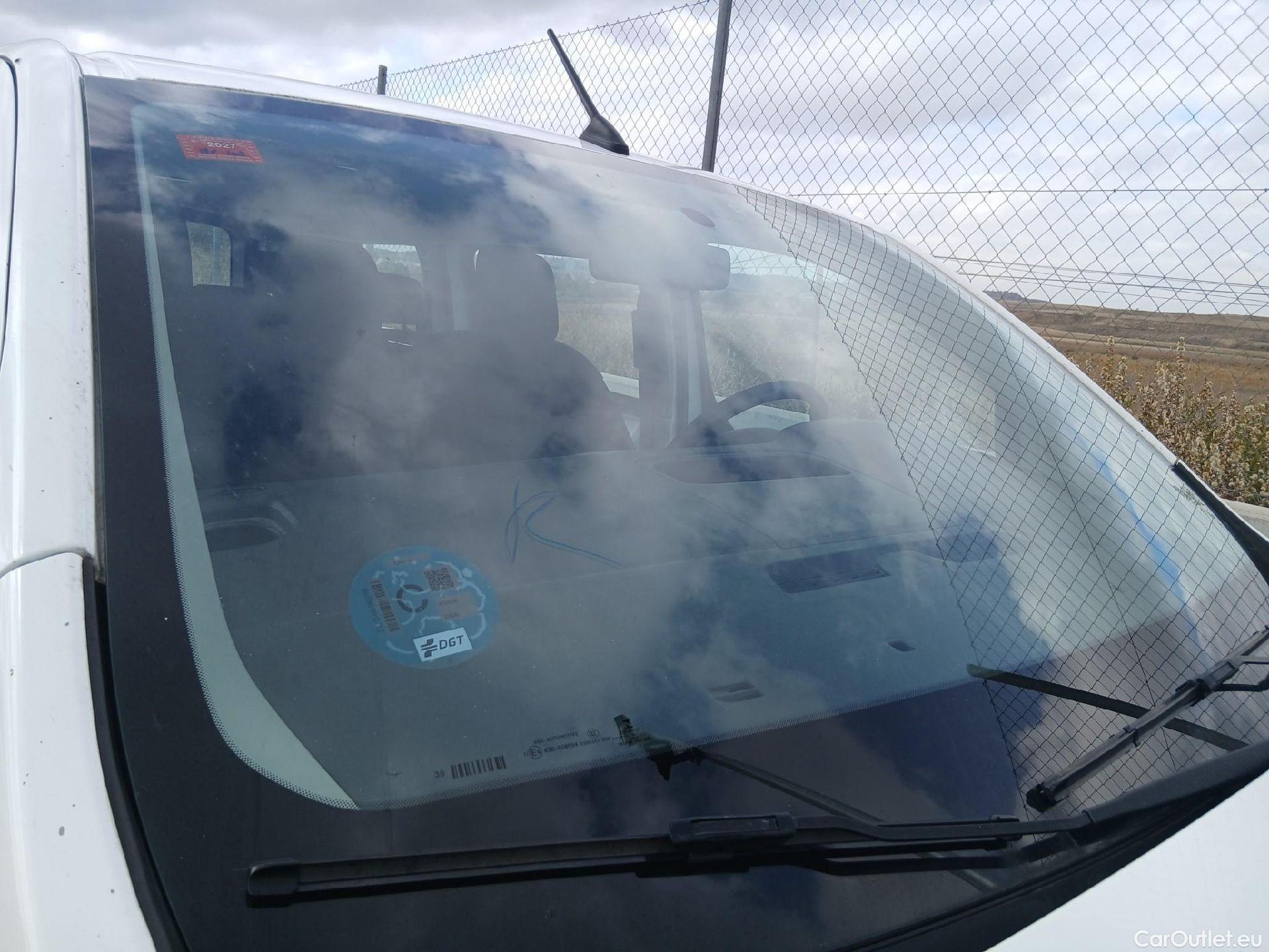  Citroen  Jumpy CITROEN  / 2016 / 4P / combi Combi Talla XL BlueHDi 120 S&S Confort #13