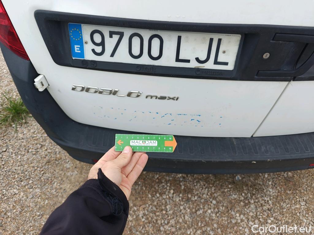  Fiat  Doblo FIAT Doblò Cargo/2015/4P/furgón derivado de turismo Cargo Maxi SX 1.6 Mjet 78kW (105CV) #9