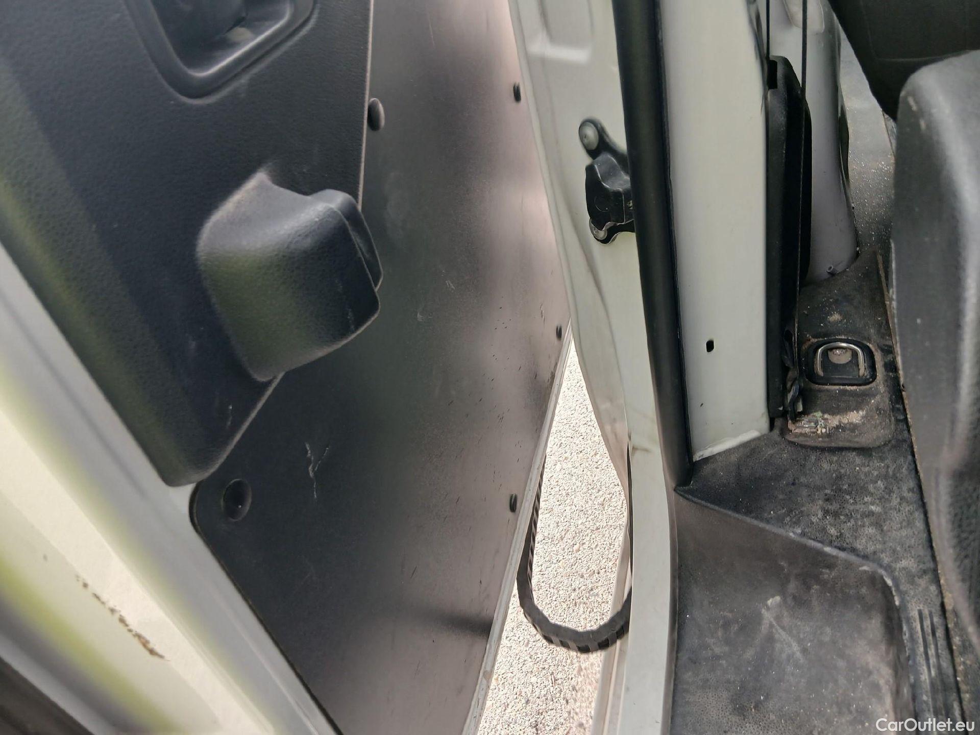  Citroen  Jumpy CITROEN  / 2016 / 4P / combi Combi Talla XL BlueHDi 120 S&S Confort #12