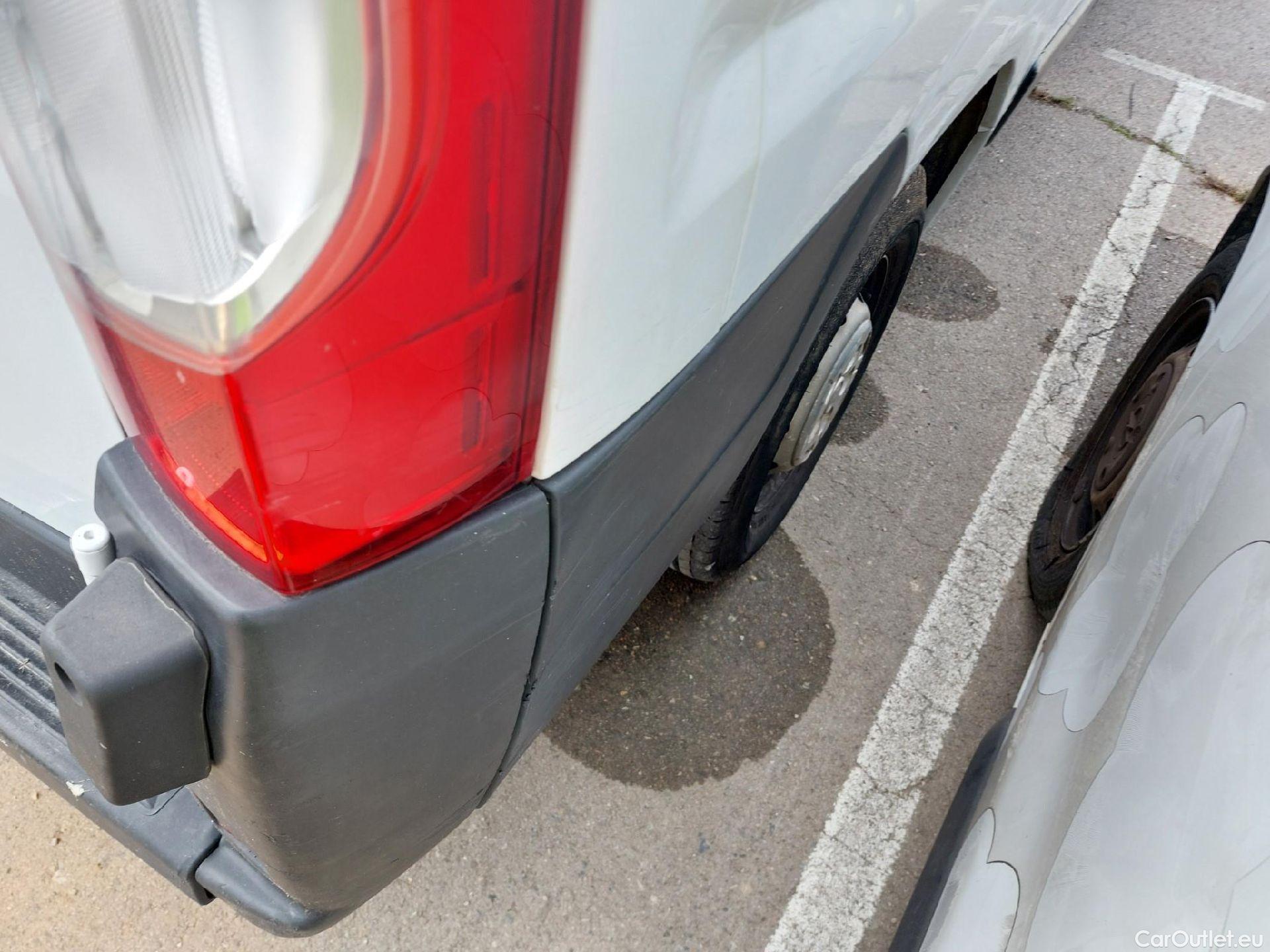  Fiat  Ducato FIAT  / 2014 / 4P / furgón 35 L3 H2 2.3 1 (103 kW) Euro 6d-temp #29