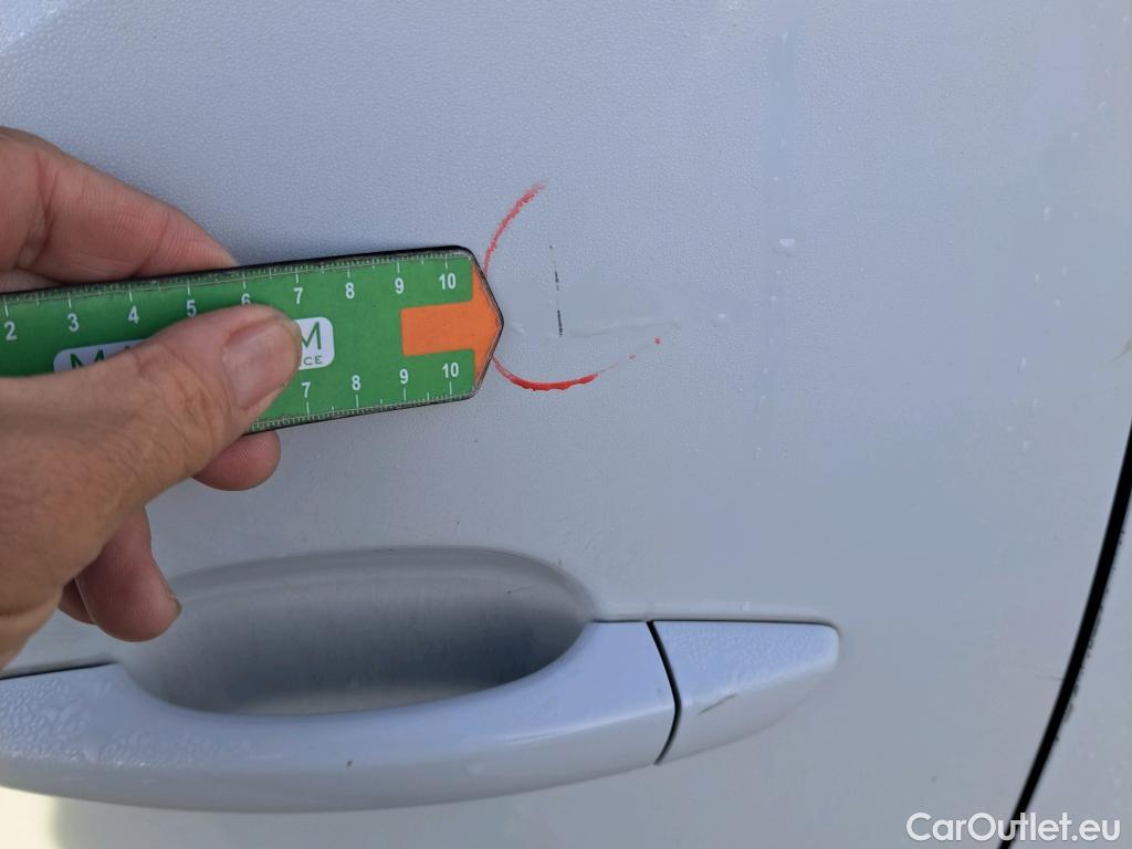  Citroen  Berlingo CITROEN  / 2018 / 5P / combi Talla M BlueHDi 100 S&S FEEL PACK (IND) #30