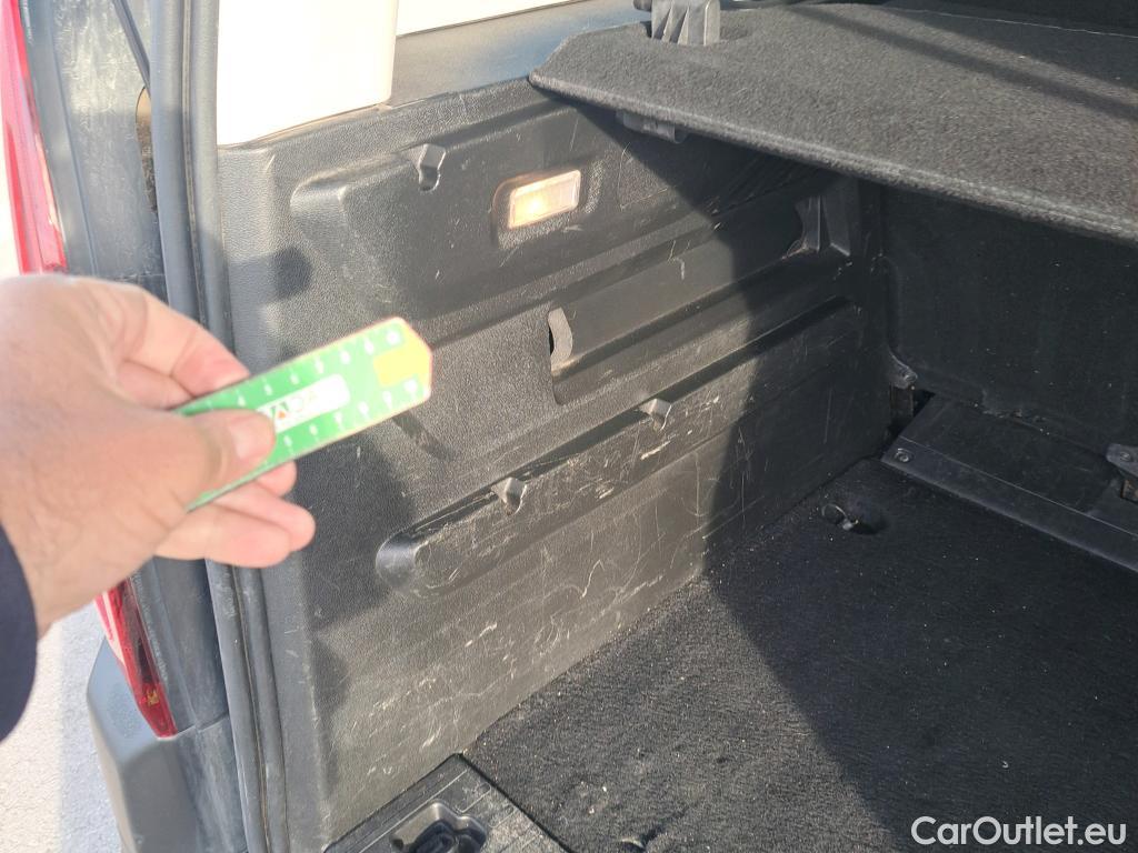  Citroen  Berlingo CITROEN  / 2018 / 5P / combi Talla M BlueHDi 100 S&S FEEL PACK (IND) #44