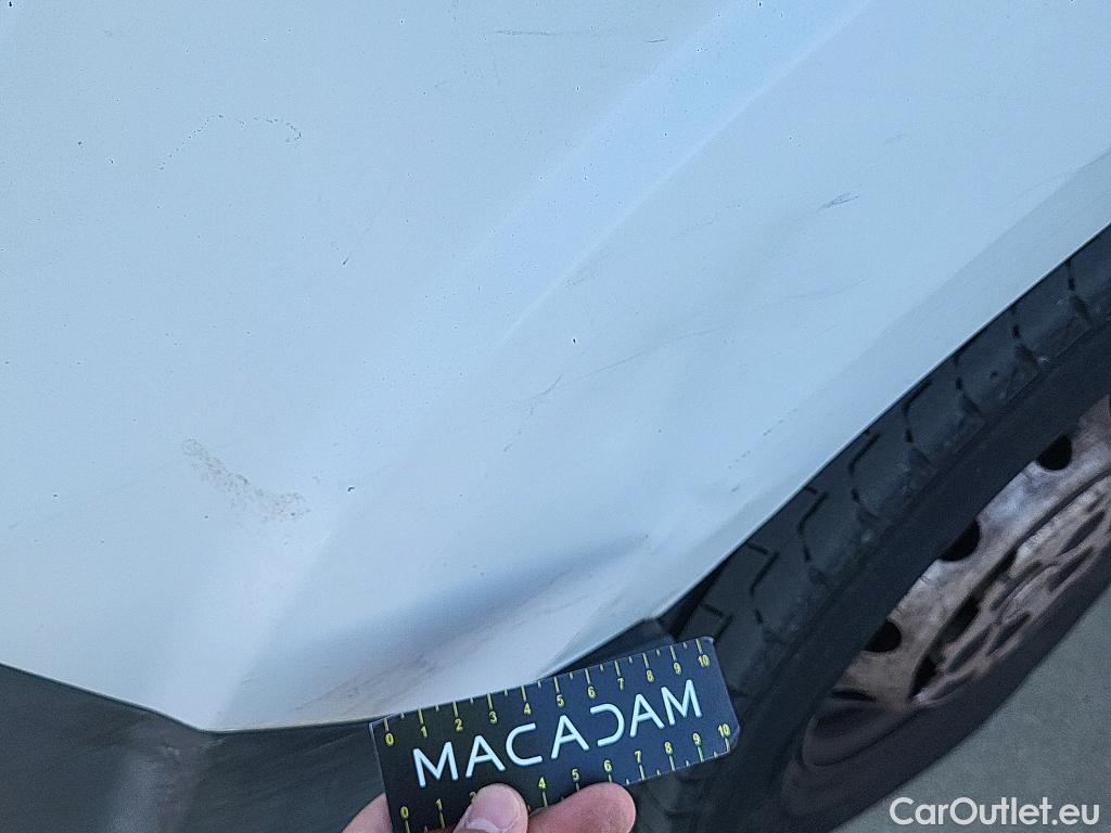  Fiat  Ducato FIAT  / 2014 / 4P / furgón 35 2.3 Multijet Furgón Largo Alto 96kW #41