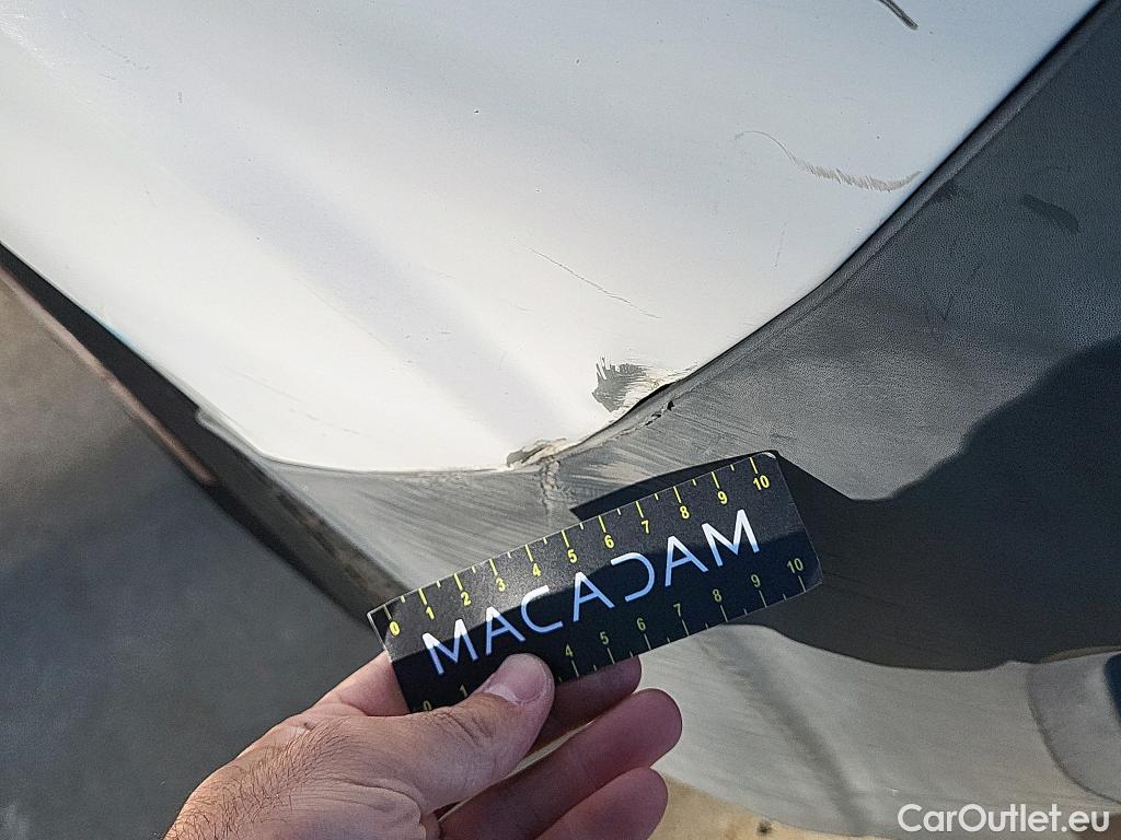  Fiat  Ducato FIAT  / 2014 / 4P / furgón 35 2.3 Multijet Furgón Largo Alto 96kW #60