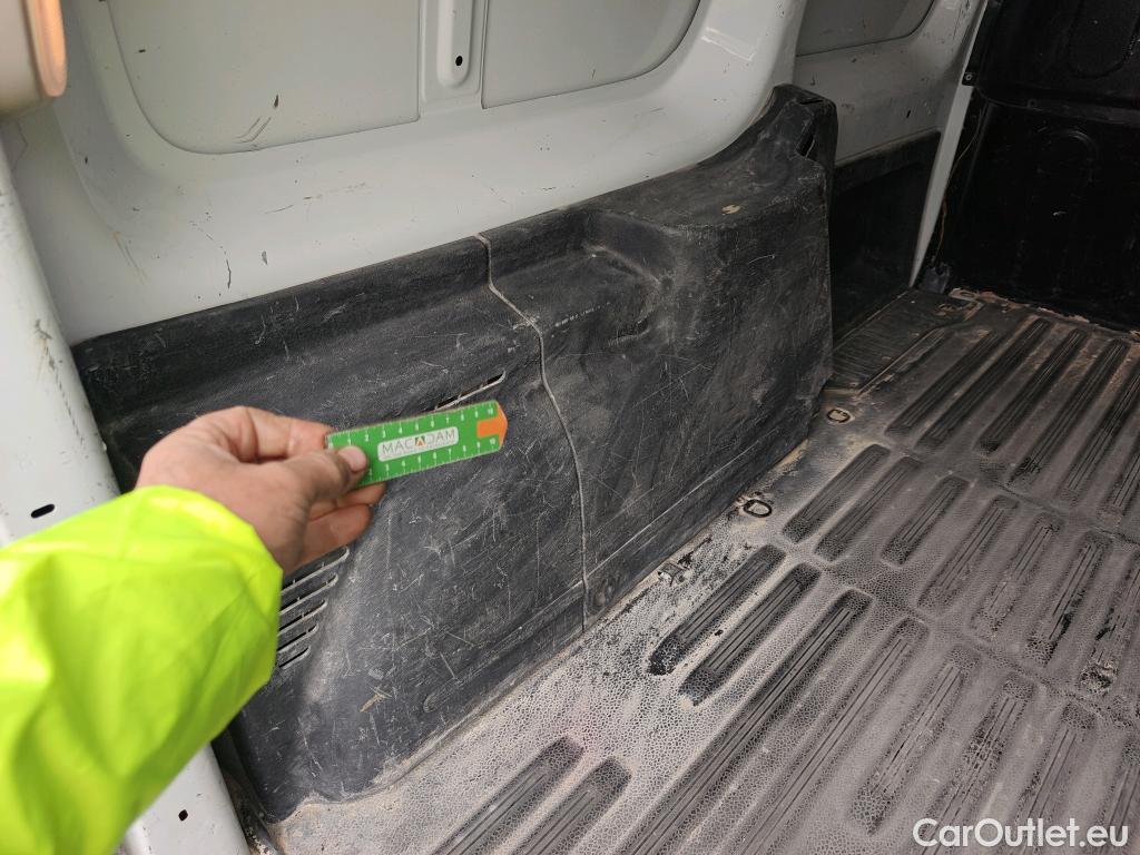  Nissan  NV200 NISSAN NV250 / 2019 / 4P / furgón 3pl 1.5dCi 70 kW (95 CV) L2H1 ÓPTIMA #70