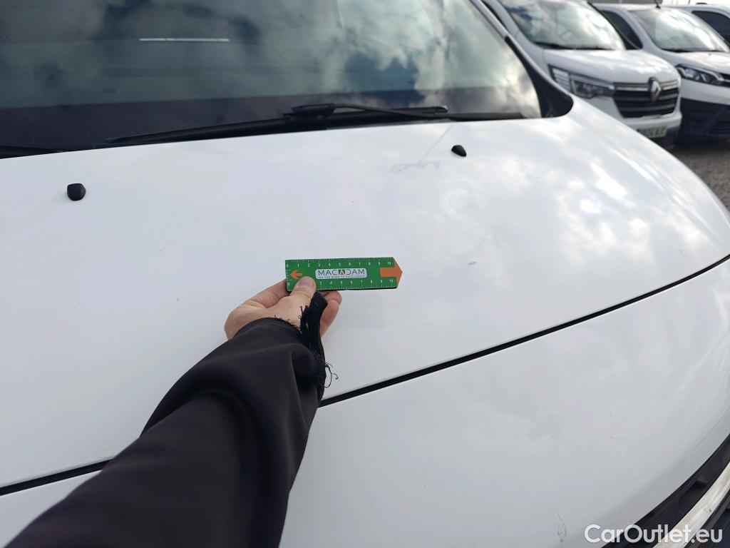  Opel  Vivaro OPEL  / 2019 / 4P / furgón 1.5 Diésel 74kW(100CV)M Std Exp #63