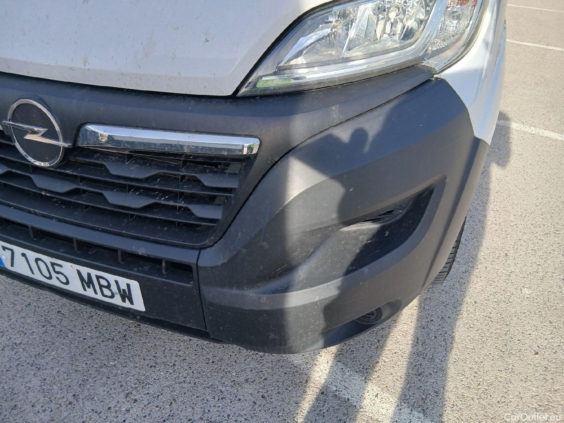  Opel  Movano OPEL  / 2021 / 4P / Furgón Base L2H2 3.5T 2.2 BHDi 88kW #22