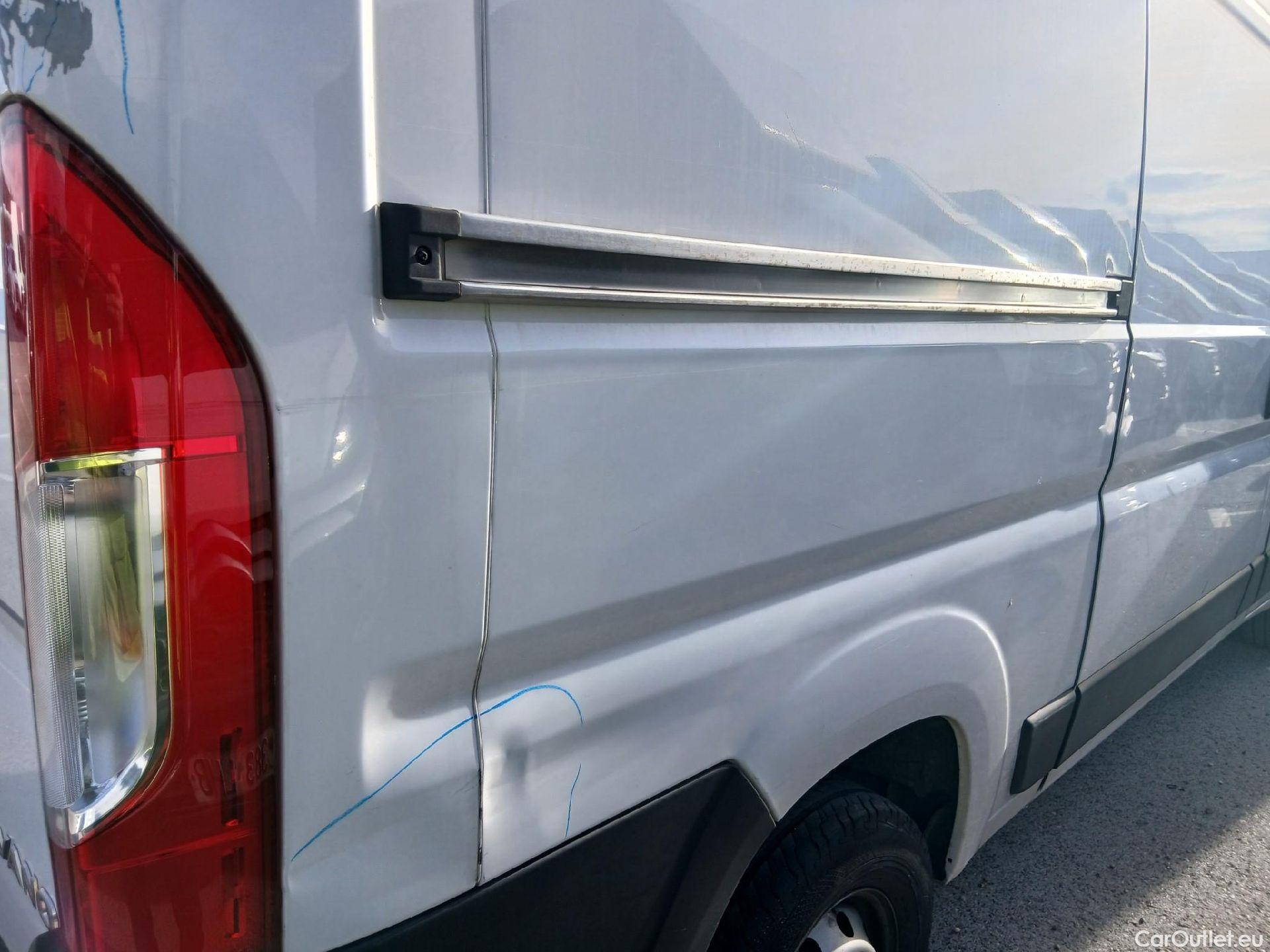  Opel  Movano OPEL  / 2021 / 4P / Furgón Base L2H2 3.5T 2.2 BHDi 88kW #42