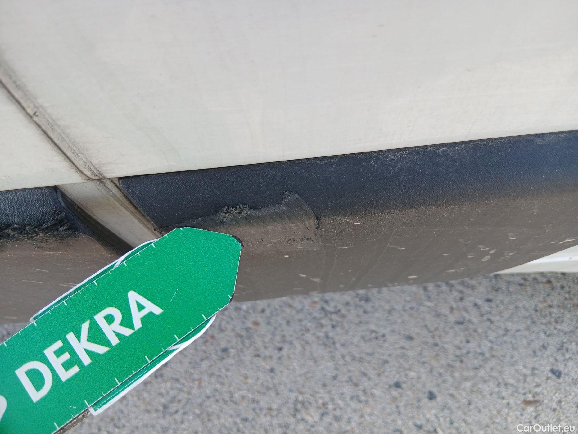  Opel  Movano OPEL  / 2021 / 4P / Furgón Base L2H2 3.5T 2.2 BHDi 88kW #30