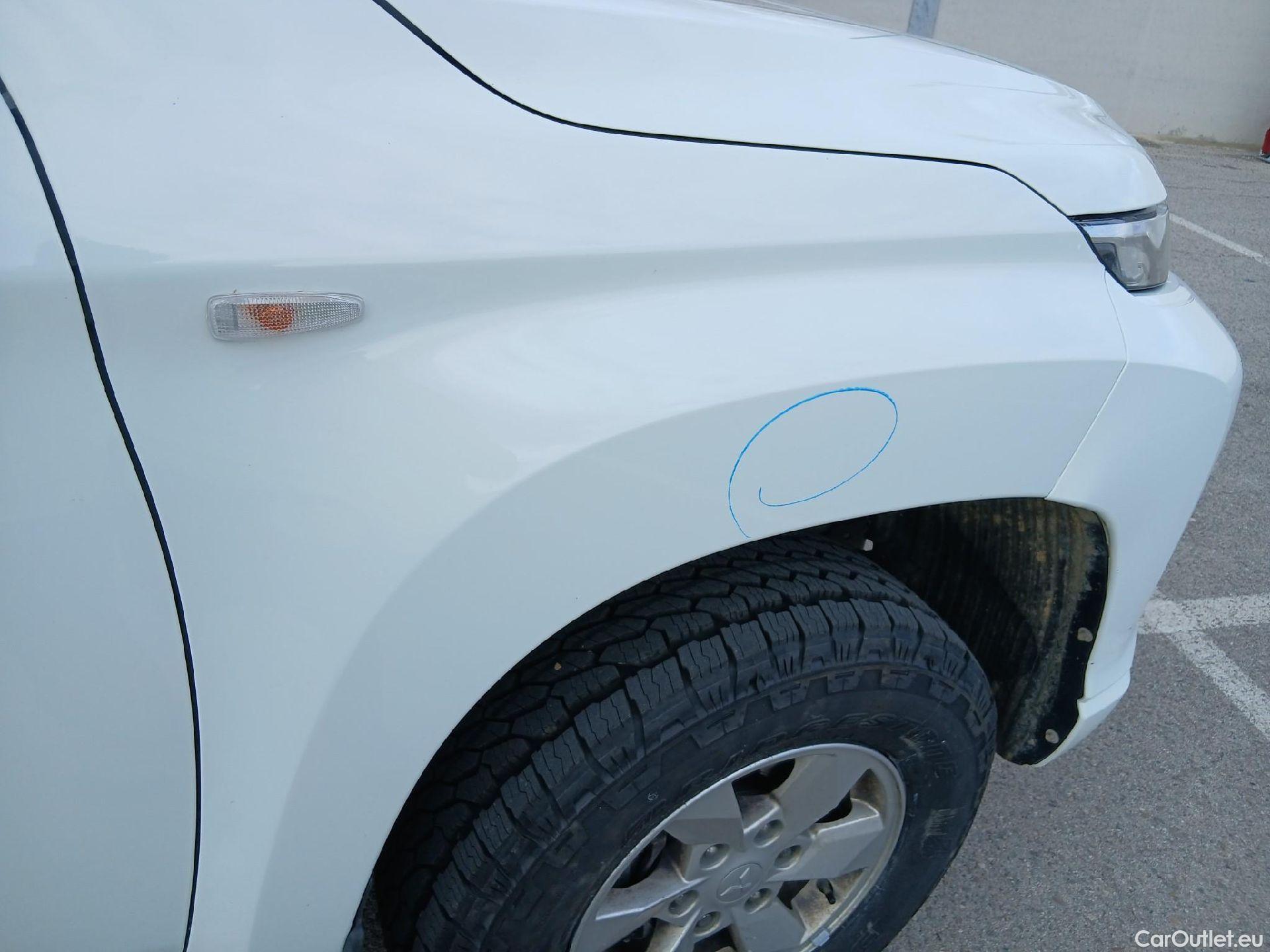  Mitsubishi  L200 MITSUBISHI  / 2019 / 4P / pickup doble cabina D/C 220 DI-D M-Pro #37