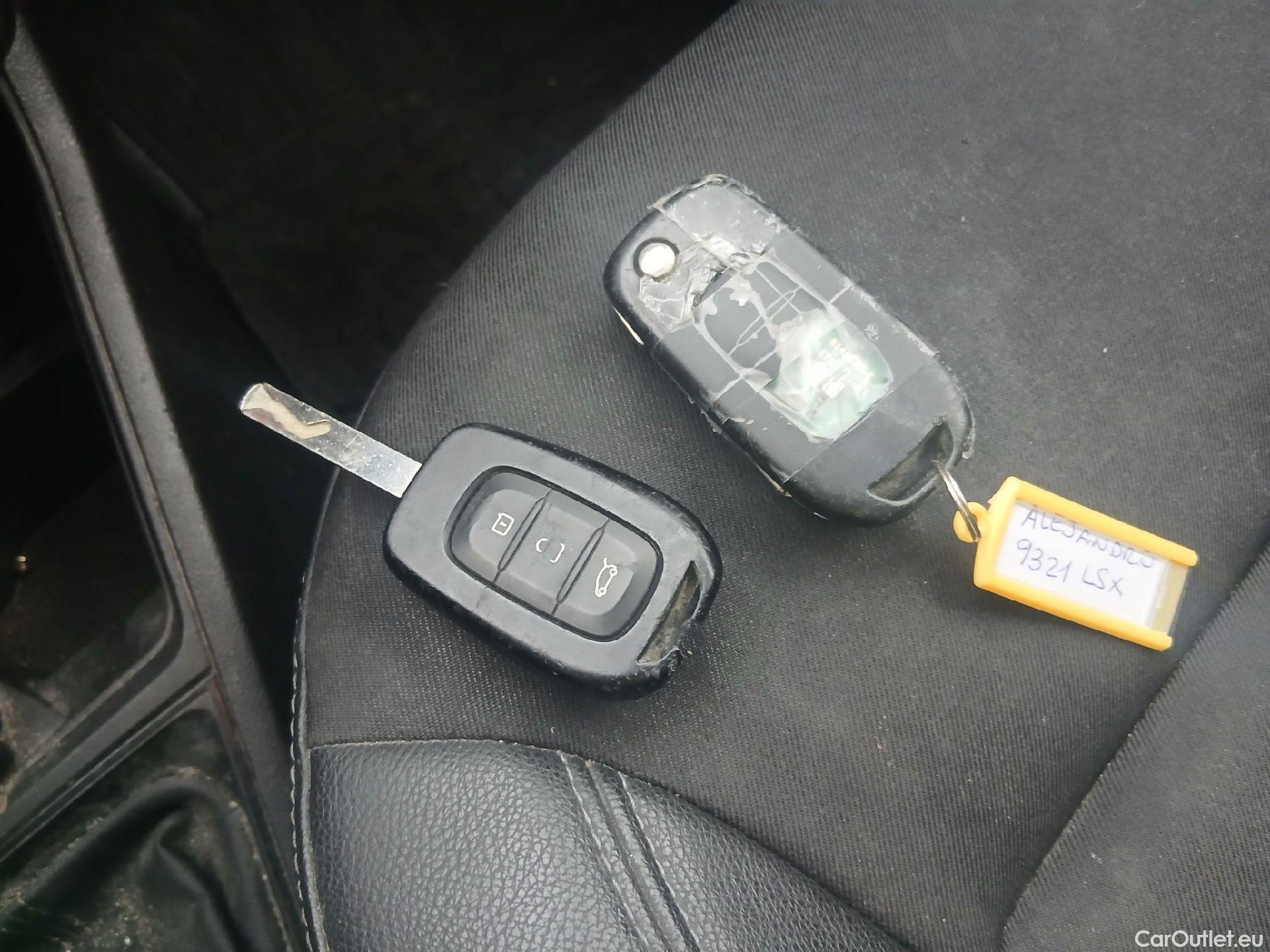  Renault  EXPRESS RENAULT  / 2021 / 4P / furgón derivado de turismo Confort 1.5 Blue dCi 55 kW (75 cv) #1