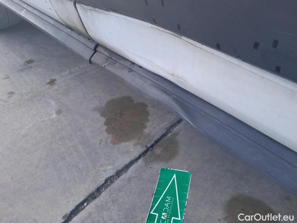  Ford  Transit FORD  / 2013 / 4P / furgón 350 96kW L3H2 Van Trend FWD MHEV #38