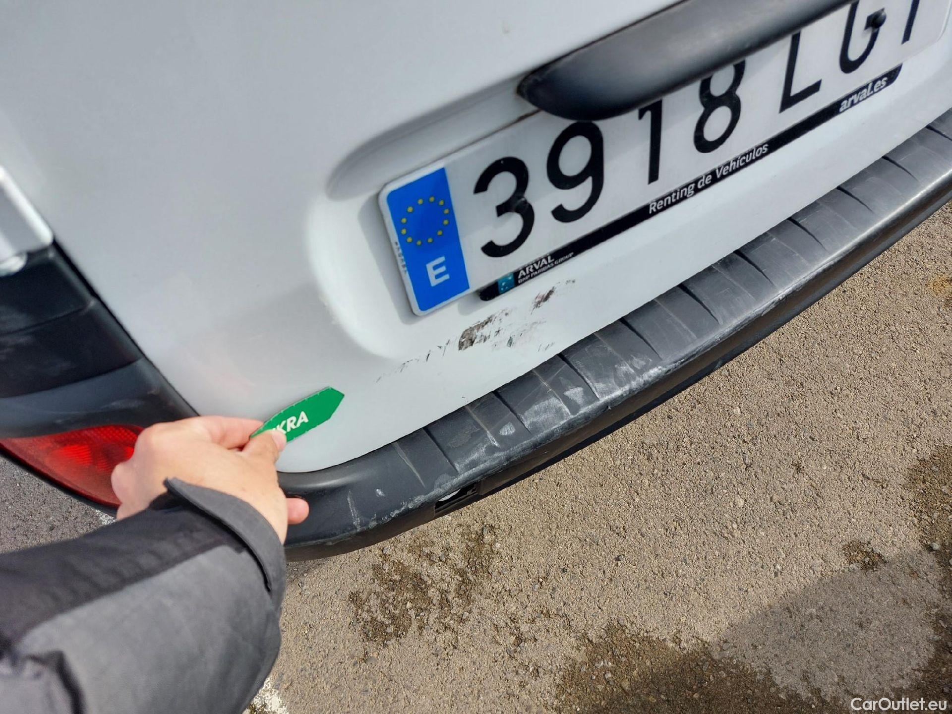  Renault  Kangoo RENAULT  Furgón/2013/3P/furgón derivado de turismo Profesional Blue dCi 70kW (95CV) #16