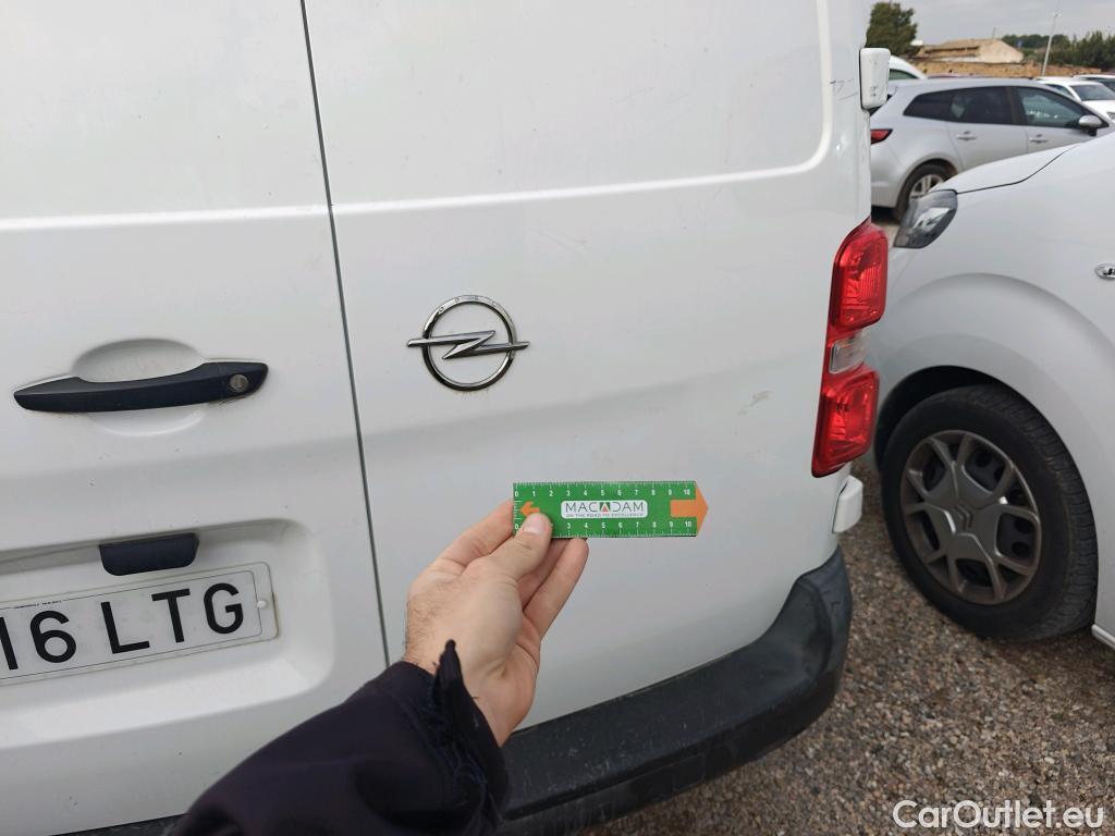  Opel  Vivaro OPEL  / 2019 / 4P / furgón 1.5 Diésel 74kW(100CV)M Std Exp #20