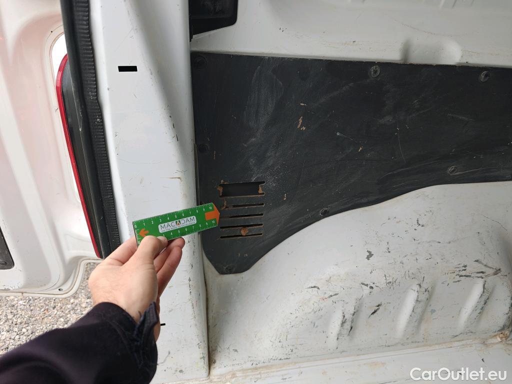  Opel  Vivaro OPEL  / 2019 / 4P / furgón 1.5 Diésel 74kW(100CV)M Std Exp #48