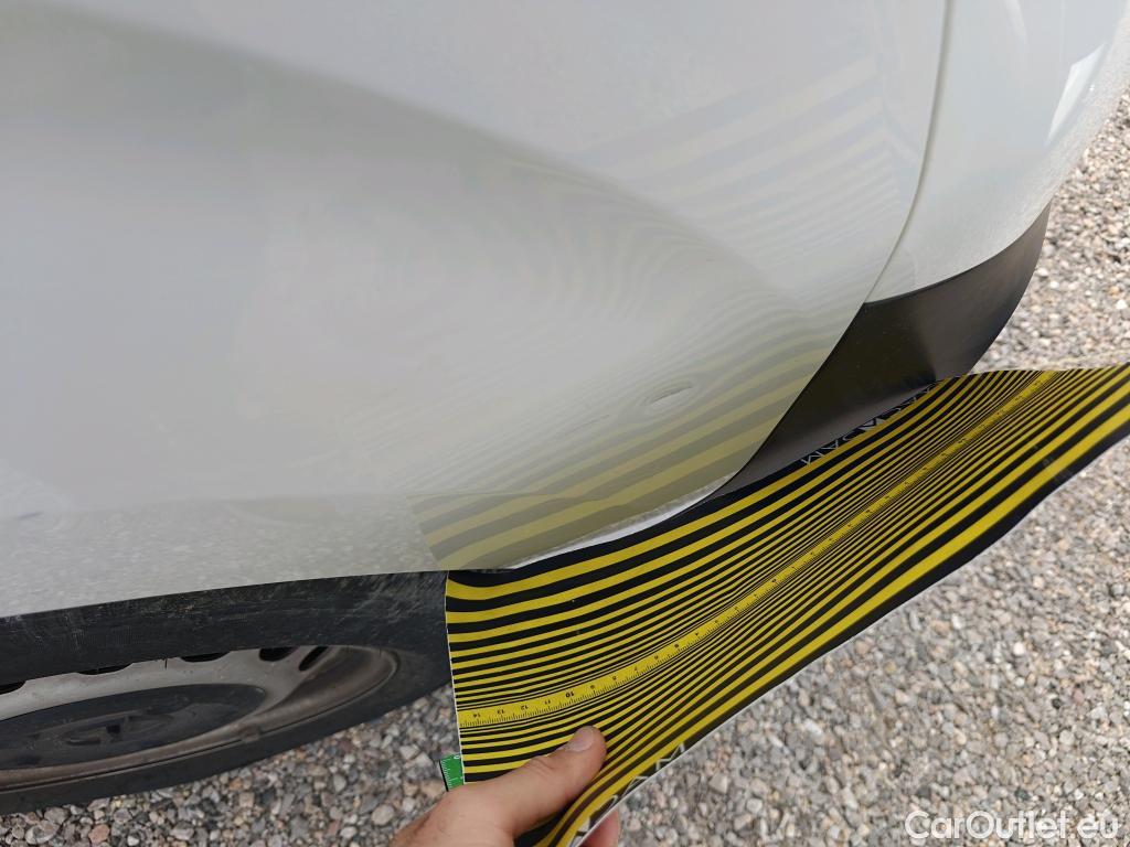  Opel  Vivaro OPEL  / 2019 / 4P / furgón 1.5 Diésel 74kW(100CV)M Std Exp #39