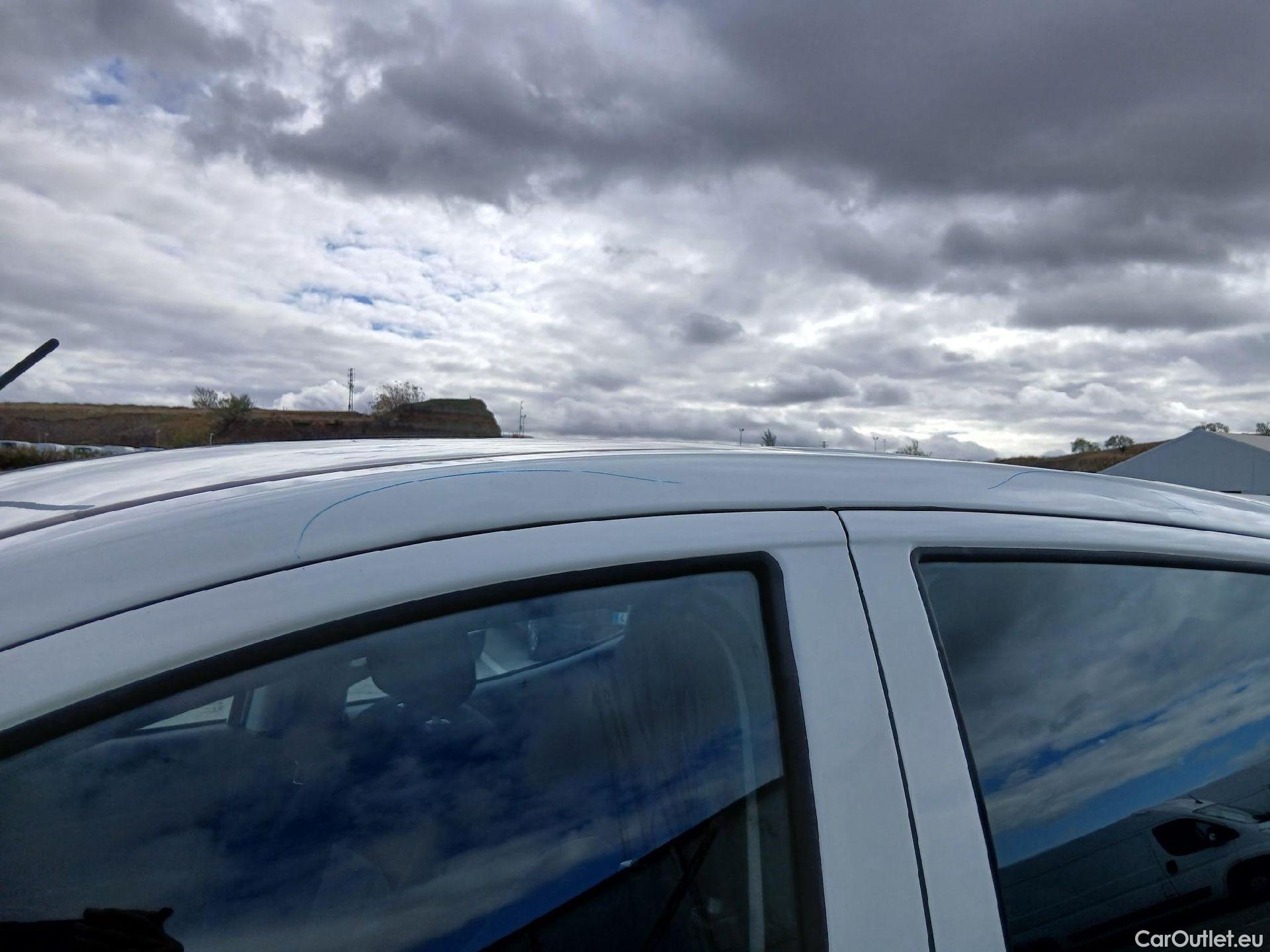  Mitsubishi  L200 MITSUBISHI  / 2019 / 4P / pickup doble cabina D/C 220 DI-D M-Pro #18